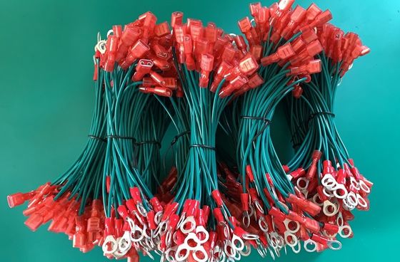 Druty końcowe z okrągłym pierścieniem z materiałem z płaszcza PVC