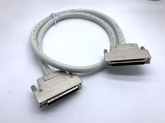 Niestandardowy siwy kabel łącznikowy SCSI 68 pin 100 pin Kabel męski Ul20276 28awg Kabel