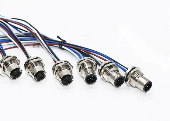 Kołowe łączniki z wtyczką