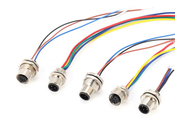 Kołowe łączniki z wtyczką