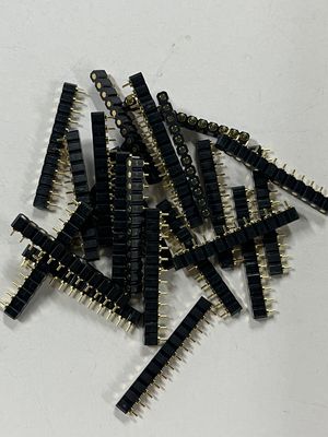 SMT Typ Pogo Pin Docking Connector 4pin 10pin 12pin Spring Loaded Contact Z wysoką trwałością i odpornością na mgłę słoną