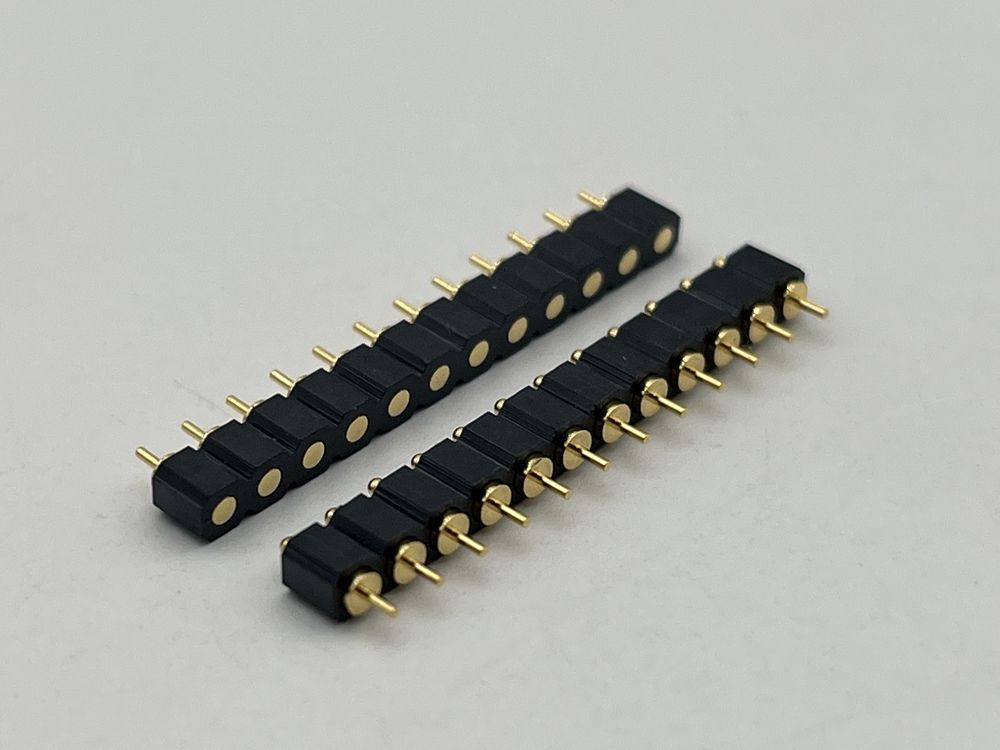SMT Typ Pogo Pin Docking Connector 4pin 10pin 12pin Spring Loaded Contact Z wysoką trwałością i odpornością na mgłę słoną